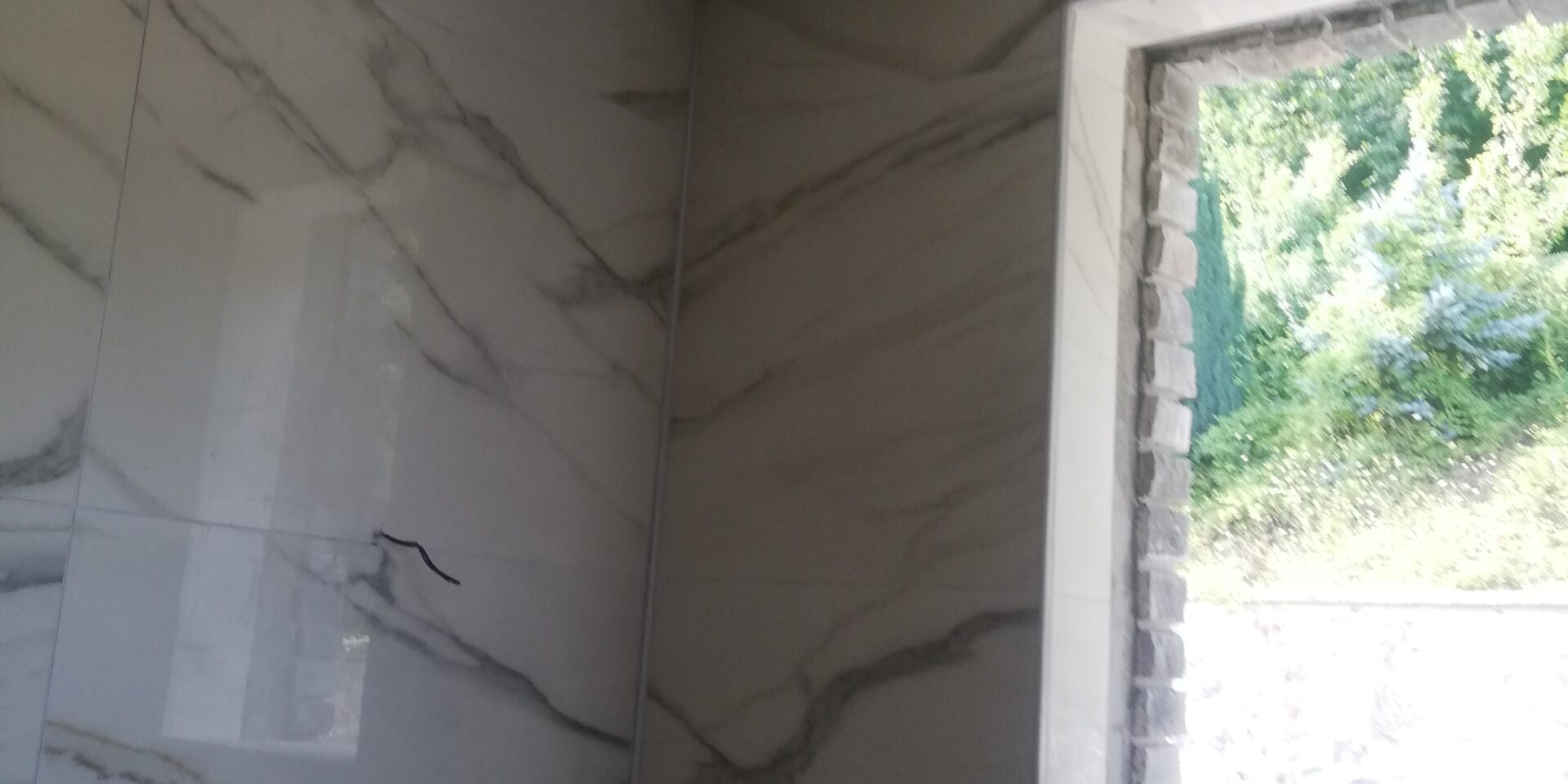 Fayans ve Seramik Döşemesi ve İşçiliği: Fiyatlar ve Uygulama