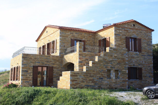 En çok tercih edilen taş ev modelleri