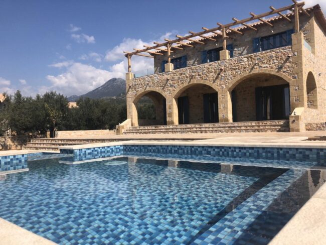 Taş ev yaptırmak için sırası ile neler yapılmalı