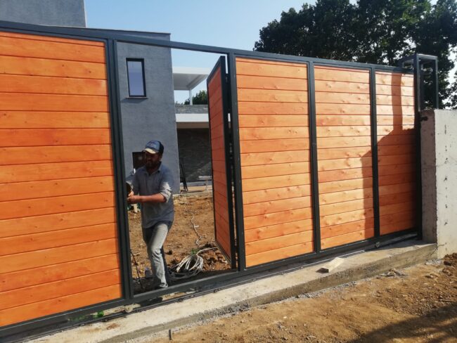 Kocaeli ahşap kaplı otomatik bahçe kapıs