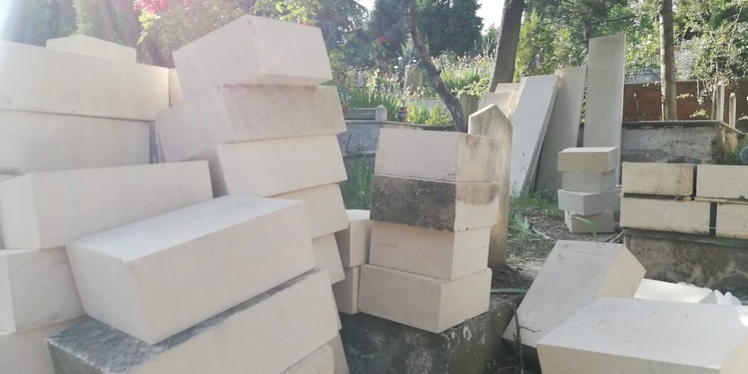 Ekmeğimizi Taştan Çıkarıyoruz