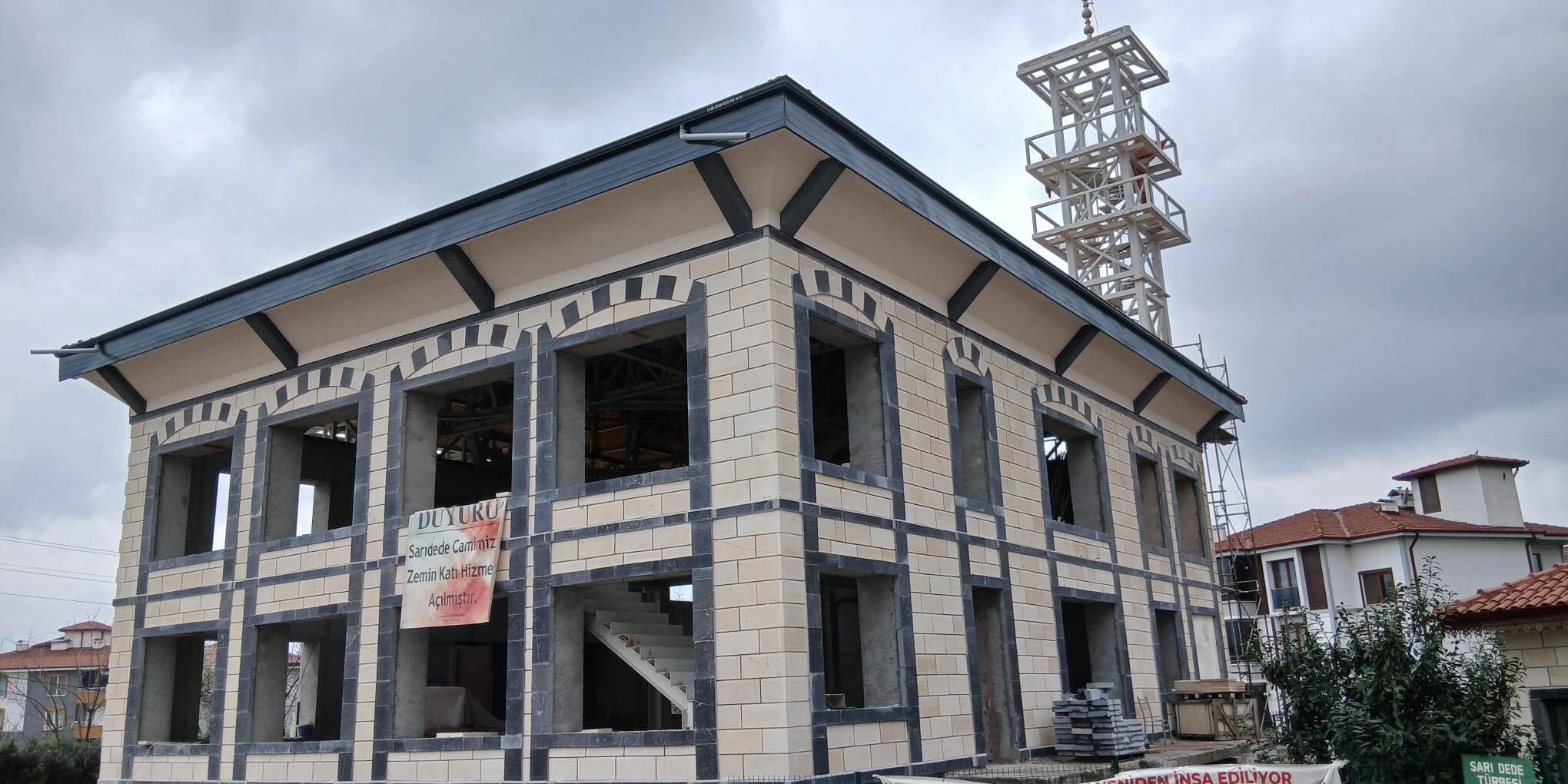 hendek cami kaplama Restorasyonun Estetik Dokusu: Kandıra ve Karamürsel Taşı ile Tarihi Yapıların Yeniden Doğuşu
